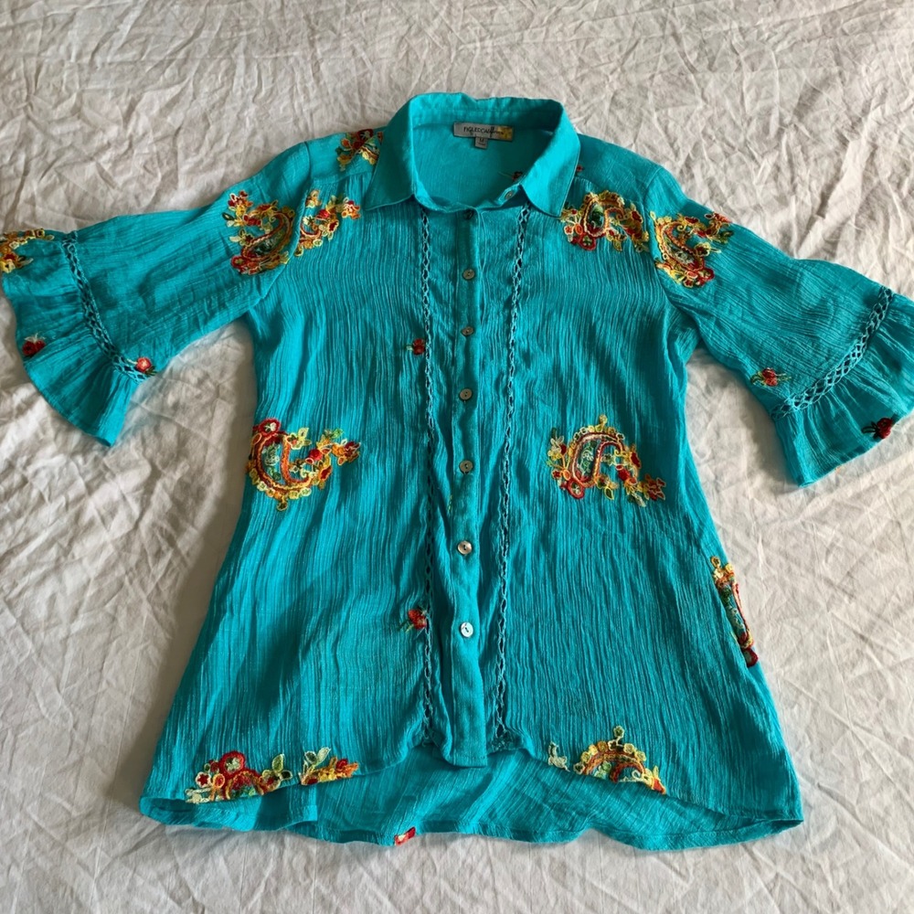 Figueroa & Flower M Blouse Turquoise Blue Embroidered Paisley Bell Sleeve Boho